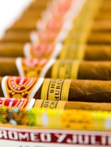 Blind Cigar Review: Romeo y Julieta (Cuba) Short Churchill