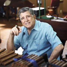 Cigar News: Cigar Veteran Benji Menendez Retiring
