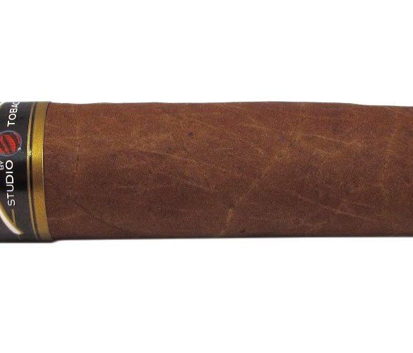 Blind Cigar Review: Studio Tobac | Reckoning Toro