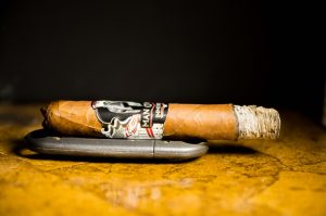 Quick Cigar Review: Man O' War | Immortal Robusto