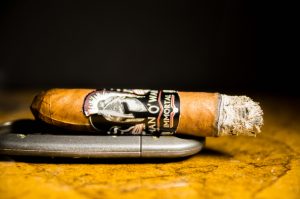 Quick Cigar Review: Man O' War | Immortal Robusto