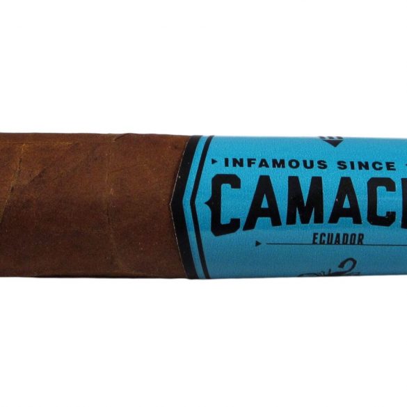 Blind Cigar Review: Camacho | Ecuador Figurado