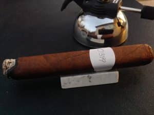 Blind Cigar Review: Hoyo de Monterrey (DR) | Edición de Cumpleaños 150