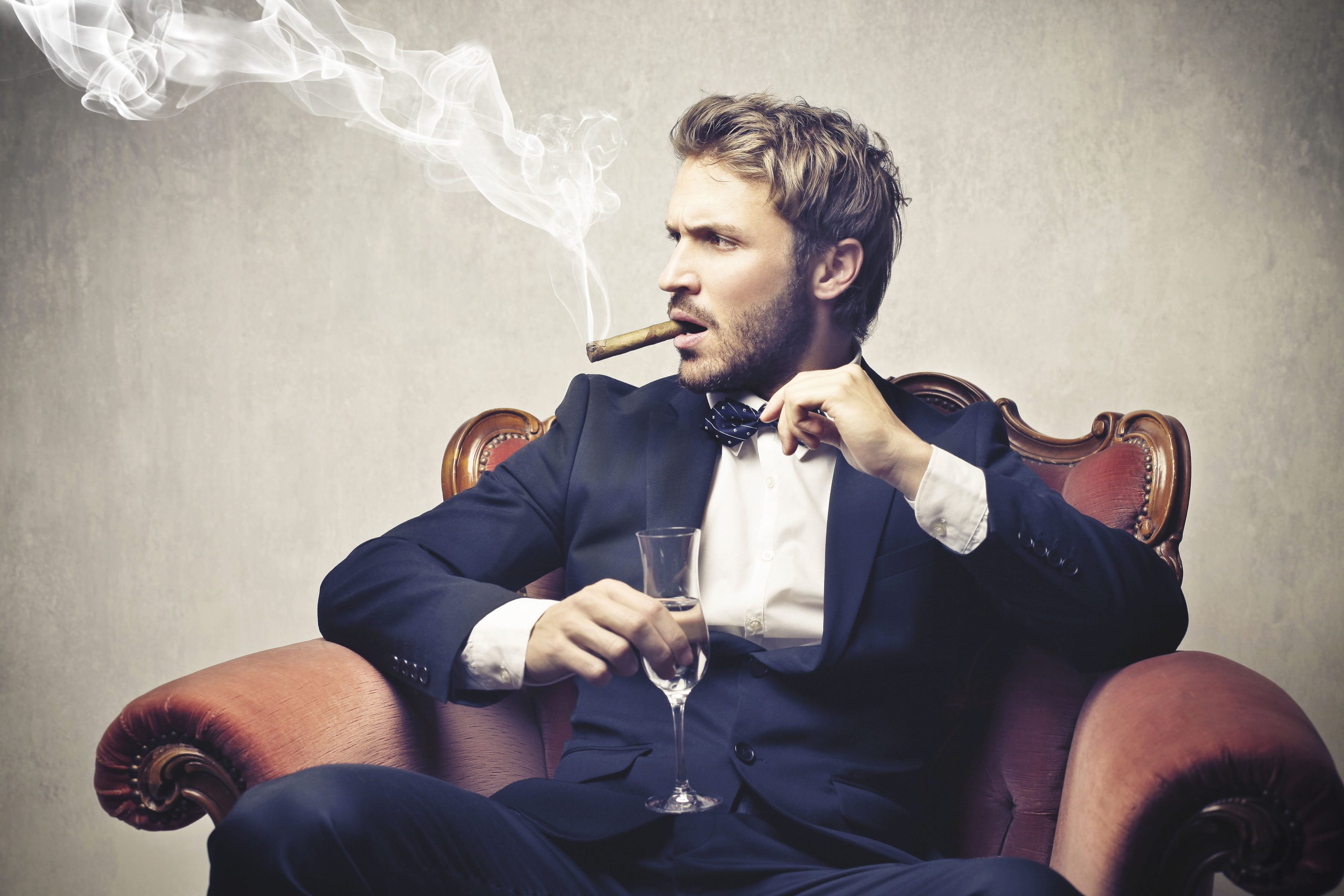 Tips and Tricks: Cigar Store and Lounge Etiquette