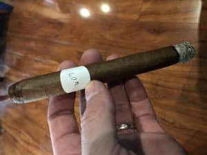 Blind Cigar Review: HR | Claro 109