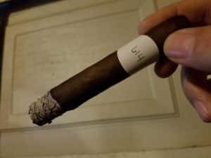 Blind Cigar Review: Joya de Nicaragua | Joya Black Robusto