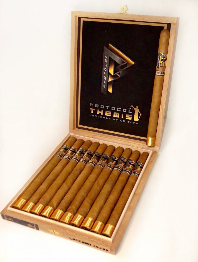 Cigar News: Cubariqueño Announces Protocol Themis Lancero