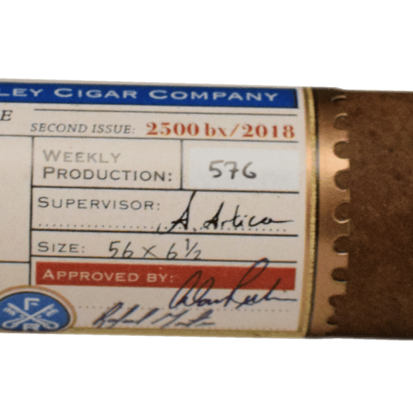 Cigar News: Alec Bradley Ships Fine & Rare JRS10 = (86)