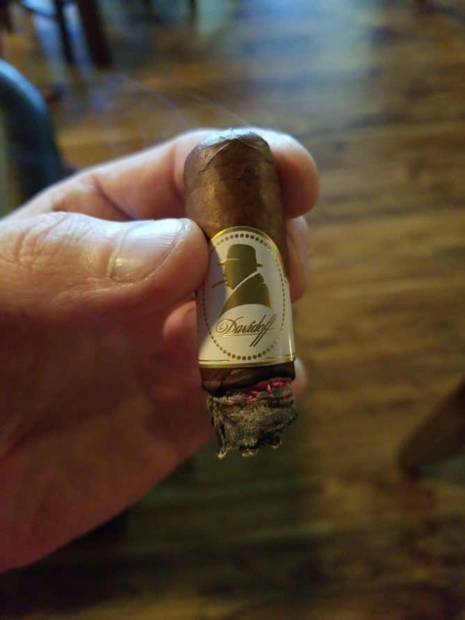 Quick Cigar Review: Winston Churchill | The Traveller LE 2019