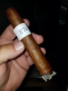 Blind Cigar Review: United Cigar | El Tallo