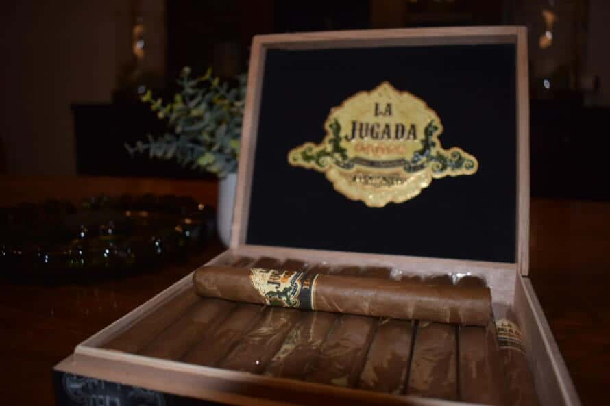 Cigar News: MoyaRuiz Announces New Logo and Two New Cigars