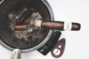 Blind Cigar Review: Ramon Bueso | Genesis Oscuro Robusto