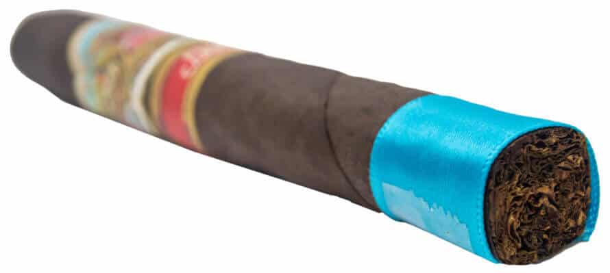 Blind Cigar Review: E.P. Carrillo | La Historia Dona Elena