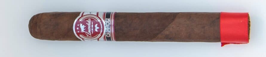 Amendola Family Cigar Co. Adds to Signature Cannoli Series - Cigar News