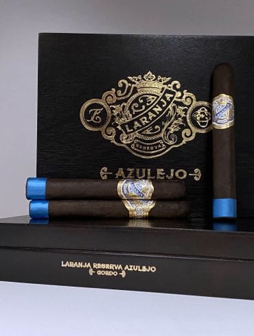 Espinosa Announces Laranja Reserva Azulejo - Cigar News