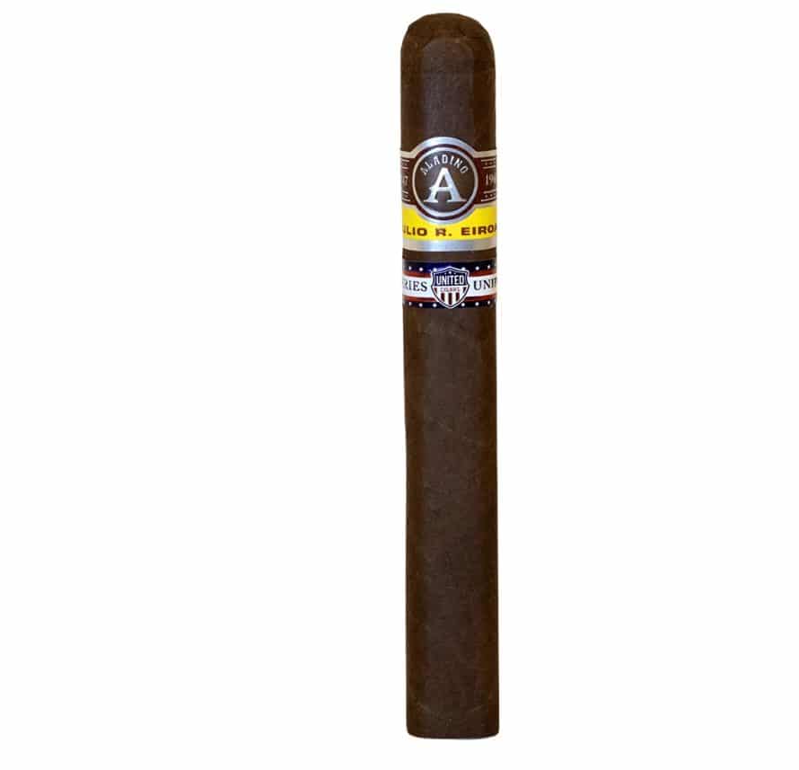 United Cigars Announces Cigar Bar Return, Made by JRE - Cigar News