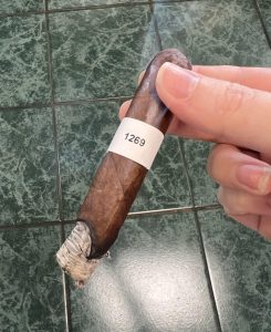 Continental Cigars Premium Golden Edition - Blind Cigar Review