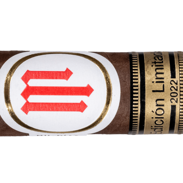 Crowned Heads Mil Días Marranitos EL 2022 - Blind Cigar Review