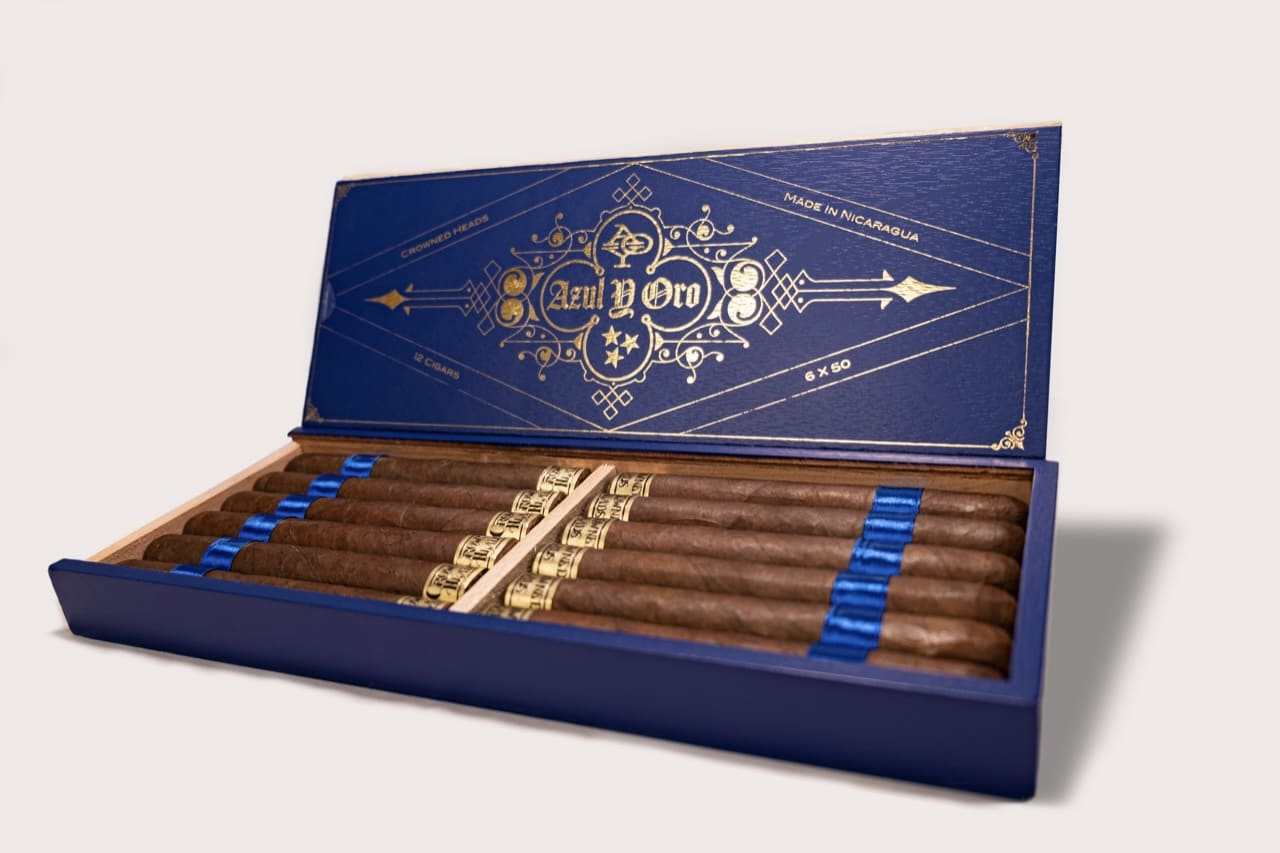 Crowned Heads Announces Limited Azul y Oro - Cigar News