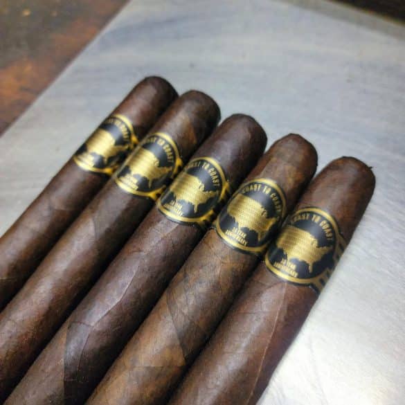 Sinistro Announces 10 Year Anniversary Cigar - Cigar News