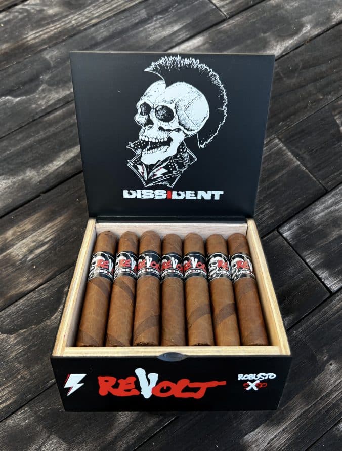 Dissident Announces The ReVolt - Cigar News