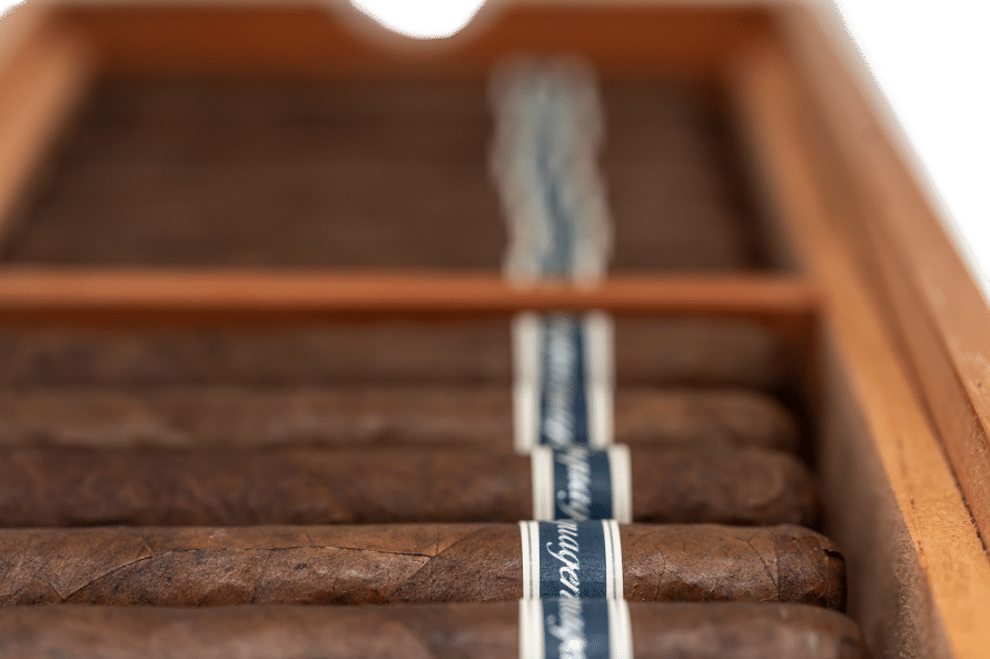 RoMa Craft Quinquagenario - Blind Cigar Review