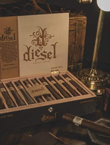 Diesel Vintage Series Natural Set for March Release
